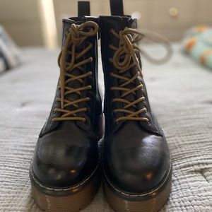 ROOLEE Elvis Platform Boot in Black